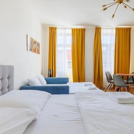 Apartment Near Hauptbahnhof - Kingsize Bed Wenen Buitenkant foto